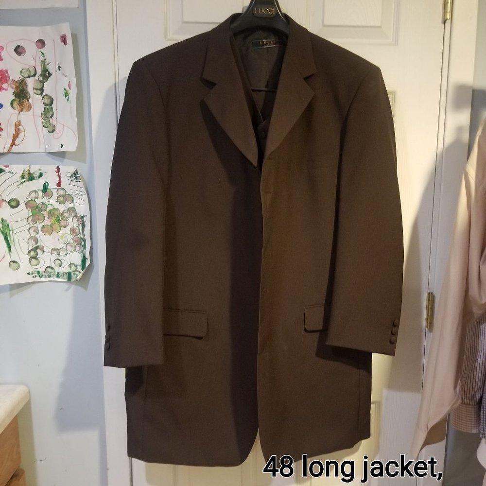 Men's Lucci 3pc suit size 48 long Jacket